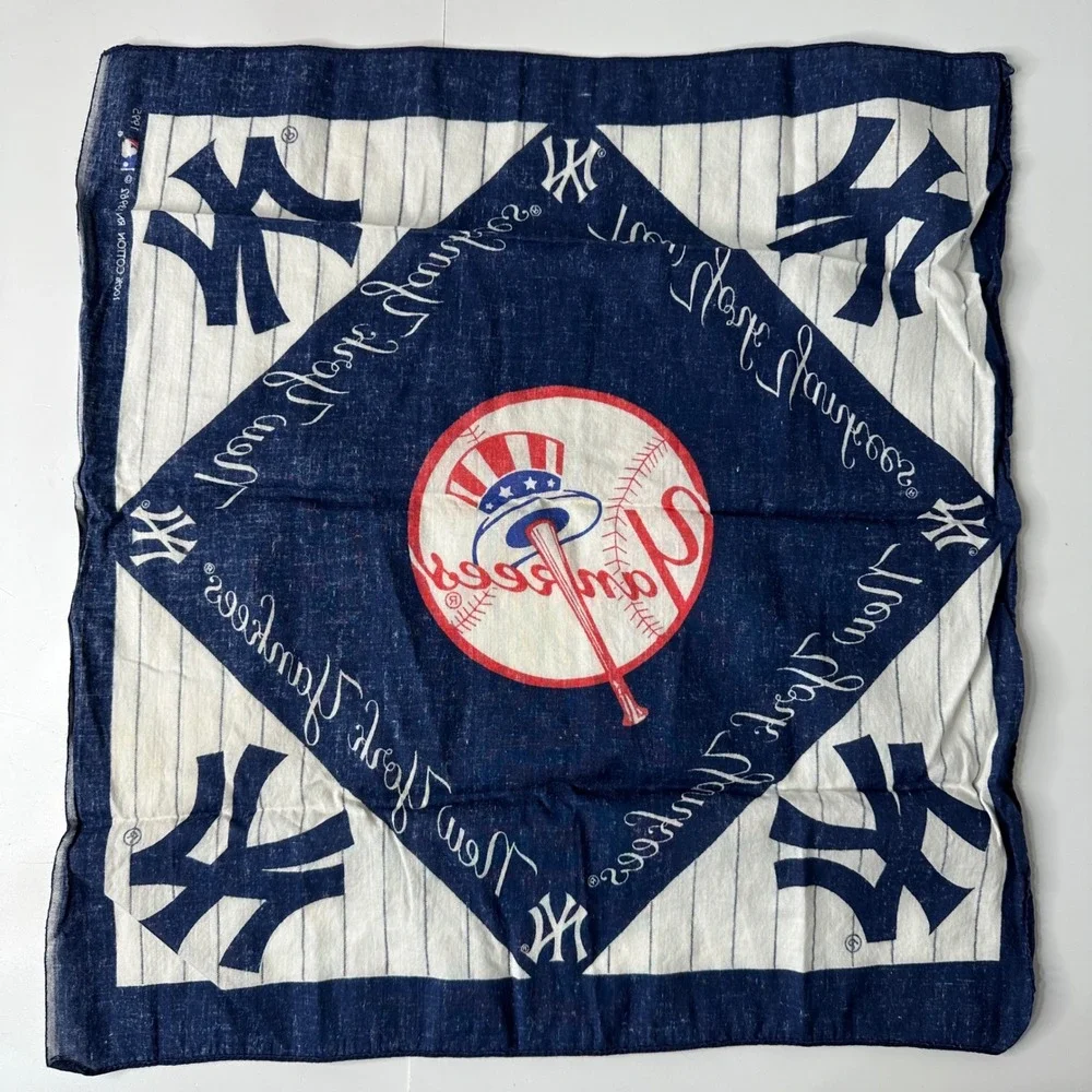 Vtg 90s New York Yankees MLB Bandana Pinstripe Cotton Baseball Handkerchief 1995